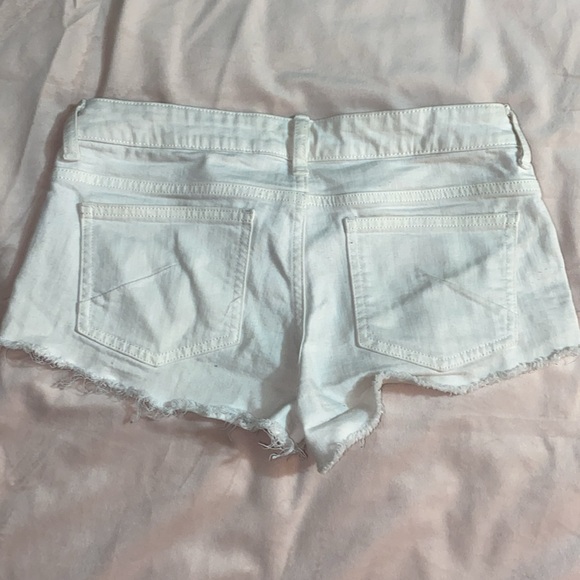 White Aritzia Jean Shorts - Picture 3 of 3